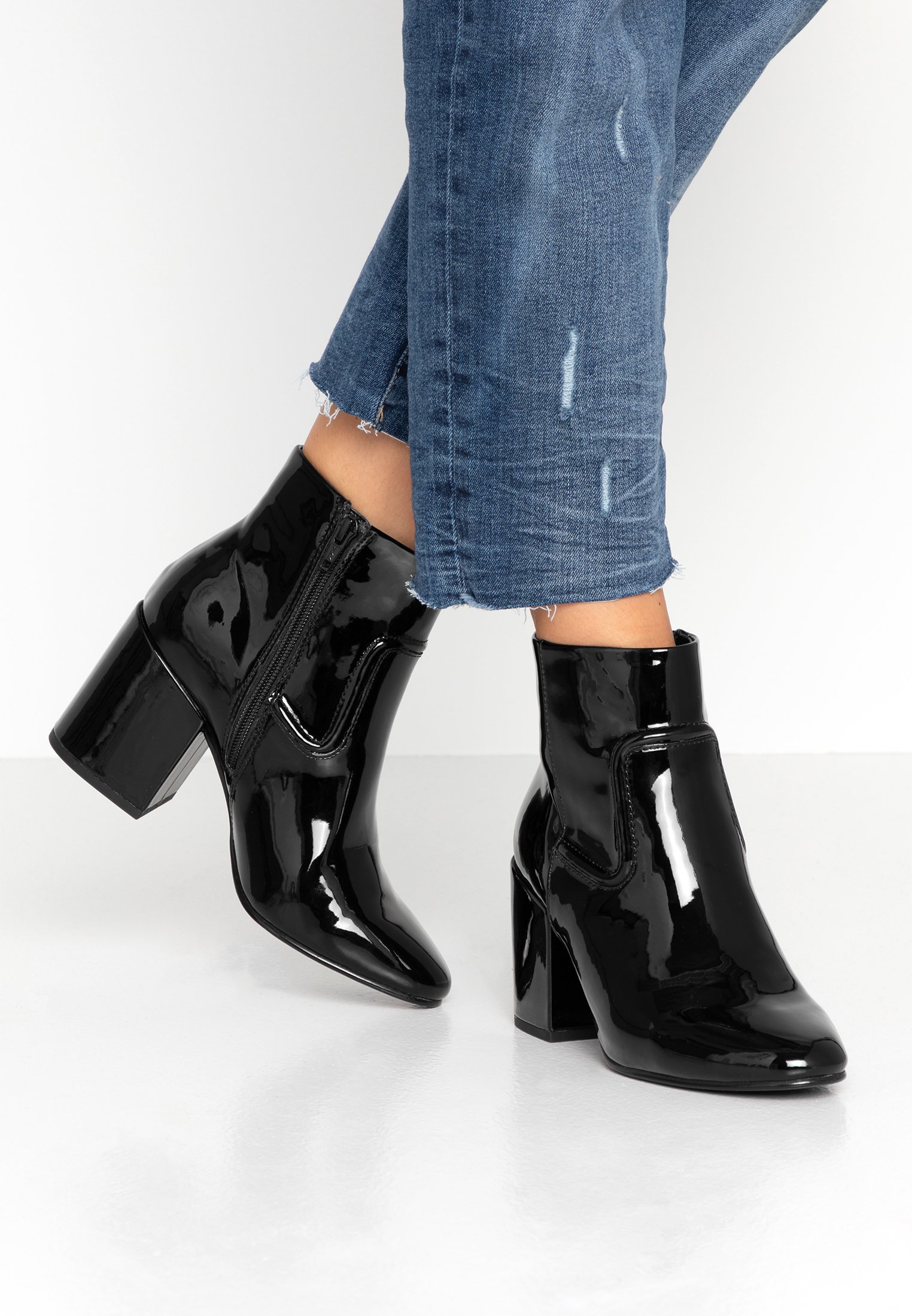 matt and nat chelsea boots