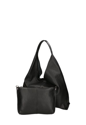 Borsa in pelle nera con finitura testurizzata, dotata di un ampio scomparto principale e di una piccola tasca con zip sulla parte anteriore. Design con manico curvo.