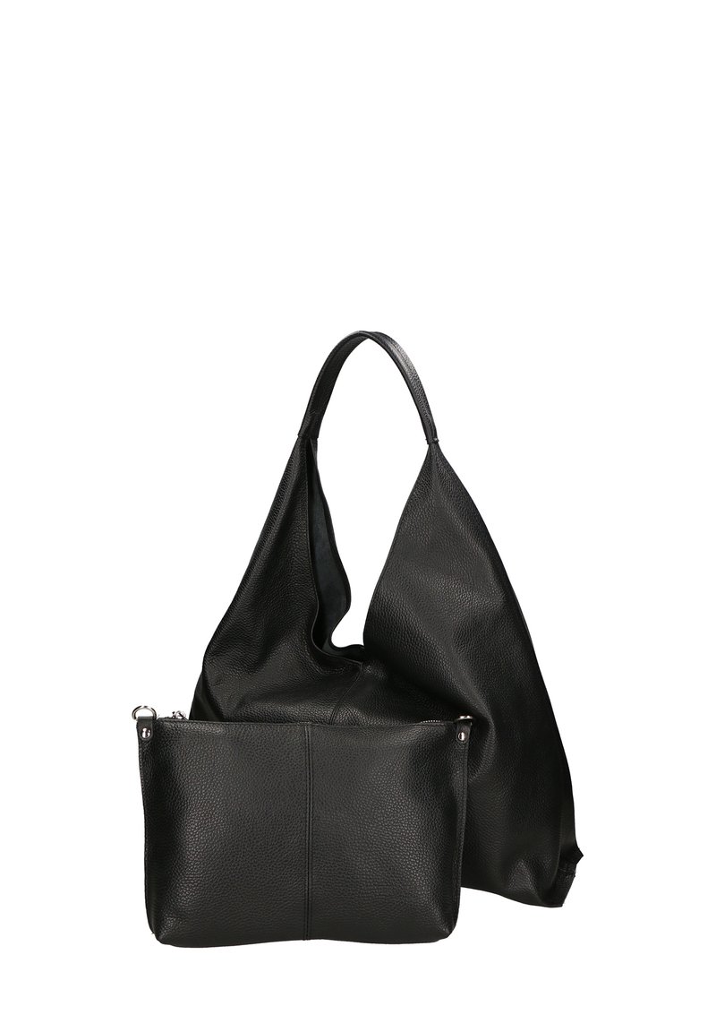 Borsa in pelle nera con finitura testurizzata, dotata di un ampio scomparto principale e di una piccola tasca con zip sulla parte anteriore. Design con manico curvo.