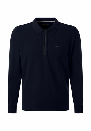 Donkerblauwe poloshirt met lange mouwen, voorzien van een ritskraag en een klein "Pierre Cardin" logo op de linkerkant van de borst.