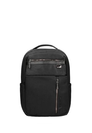 Zaino nero con maniglia superiore, due tasche frontali con cerniera e scomparti laterali, progettato per l'uso quotidiano e i viaggi.