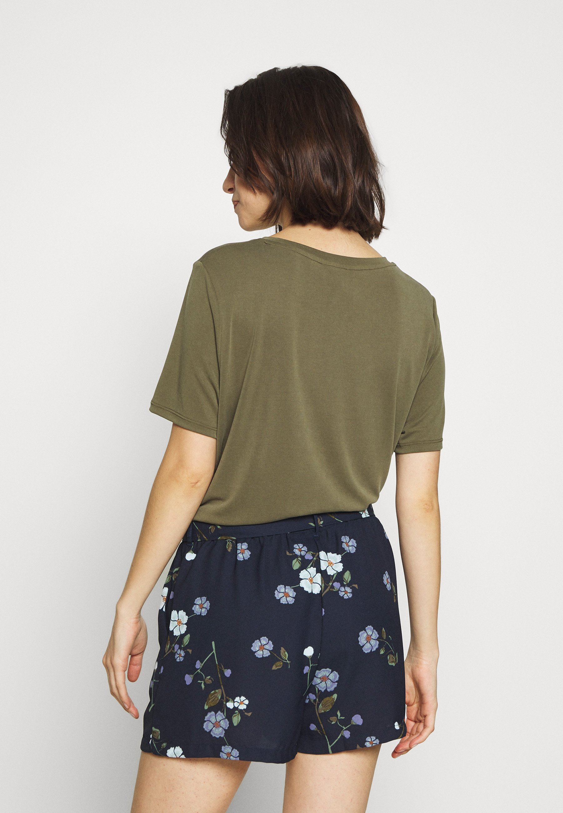 Object OBJANNIE T shirts burnt olive Zalando.no Object OBJANNIE - T-shirts - burnt olive