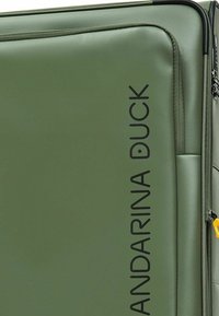 Mandarina Duck 4 ROLLEN TROLLEY XL 83 CM MIT DEHNFALTE - Bagaglio a mano - pine green