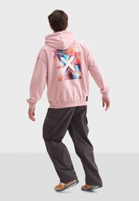 MUNICH GALAXY - Jersey con capucha - pink