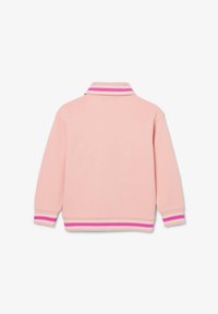 Vybráno, waterlily white malva