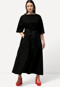 Ulla Popken MIXED FABRIC SHORT SLEEVE  - Maxikleid - black