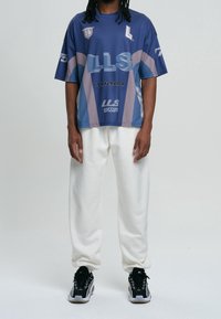 LOW LIGHTS STUDIOS® Triko s potiskem - dark blue