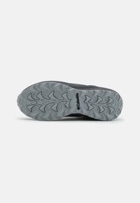 Columbia TRAILSTORM MID OMNI HEAT czarny