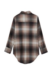 Camicia a quadri in tonalità di marrone e nero, con una texture morbida, maniche lunghe e orlo arrotondato. Presenta un bottone su ciascun polsino.