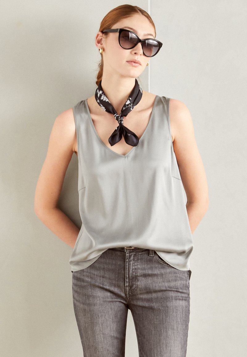 Mos Mosh ASTRID V-NECK TANK - Tops - sharkskin