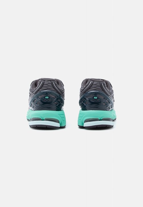 New Balance 1906 UNISEX - Trainers - black metallic/deep end — foto 3