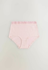 Högmidjade damunderkläder i mjuk rosa bomull, med ett texturerat rosa midjeband och slät tyg. Sömlös design med diskret sömnad.