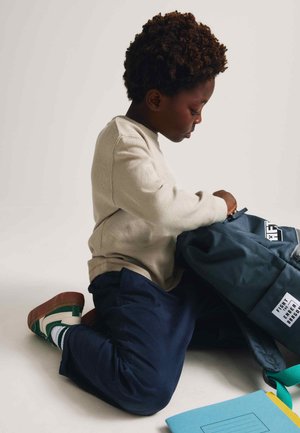 Marks & Spencer, MINECRAFT BACKPACK AND LUNCHBOX SET - Skoletaske sæt - grey mix