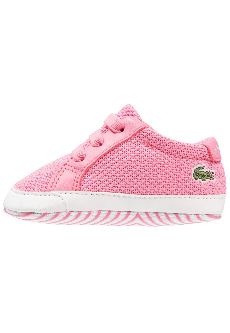 Lacoste L 12 12 Crib Chaussons Pour Bebe Pink White Rose Dore Zalando Fr