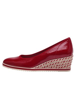 Tamaris Wedges - red