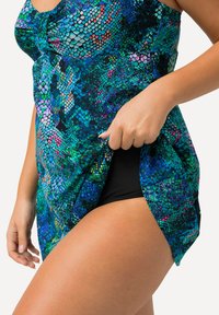 Ulla Popken PYTHON À BONNETS SOUPLES ET BRETELLES AJUSTABLES - Maillot de bain