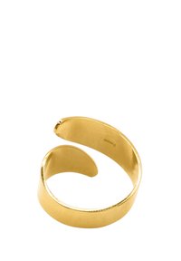 Goldfarbene Metall-Cuff-Armbänder mit einer glatten, polierten Oberfläche, die ein offenes, gebogenes Design und subtile Akzentdetails aufweisen.