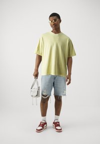 G-STAR CENTER CHEST BOXY - Jednoduché tričko - linden green