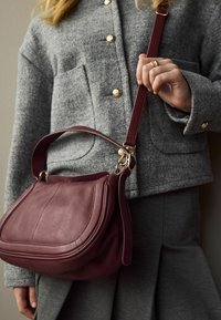 Next Käekott - burgundy red
