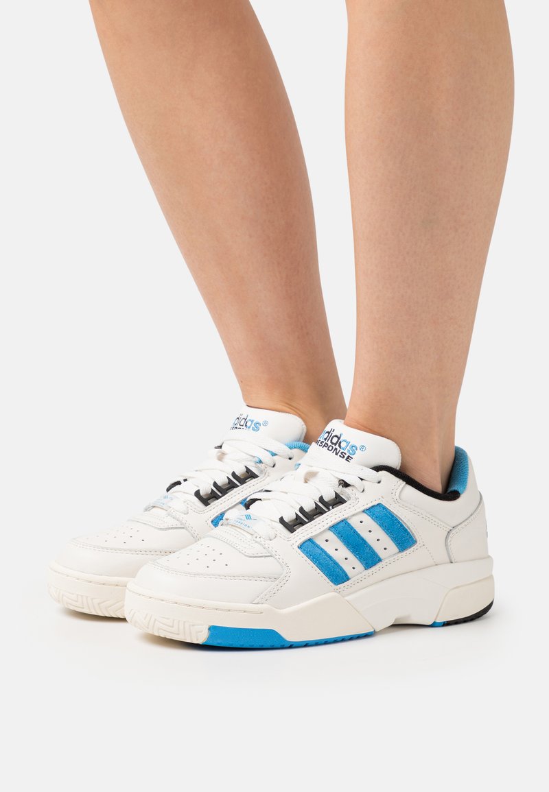 adidas Originals TORSION RESPONSE TENNIS Trainers cloud white/pulse