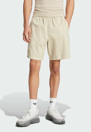 adidas Originals TREFOIL ESSENTIALS+ DYE WOVEN - Shorts - putty grey