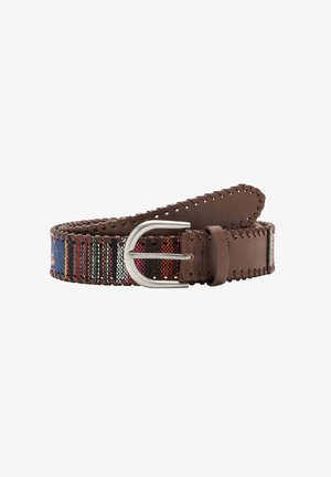 Cintura in pelle marrone con pannello in tessuto intrecciato multicolore, bordi cuciti e fibbia metallica argentata e arrotondata.