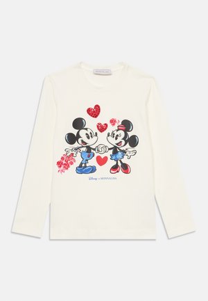 Hvit langermet T-skjorte med Mickey og Minnie Mus grafikk, fargerike hjerter og blomsterdetaljer. Mykt bomullsmateriale.
