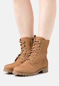 Panama Jack - FARA IGLOO TRAV - Winter boots - camel Thumbnail Image 1