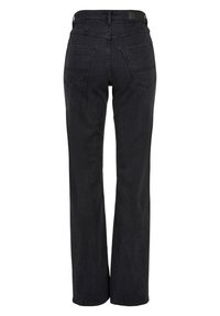 Vaqueros de mezclilla negra con un diseño de pierna recta, que presentan una cintura alta, dos bolsillos traseros y detalles de costura mínimos.