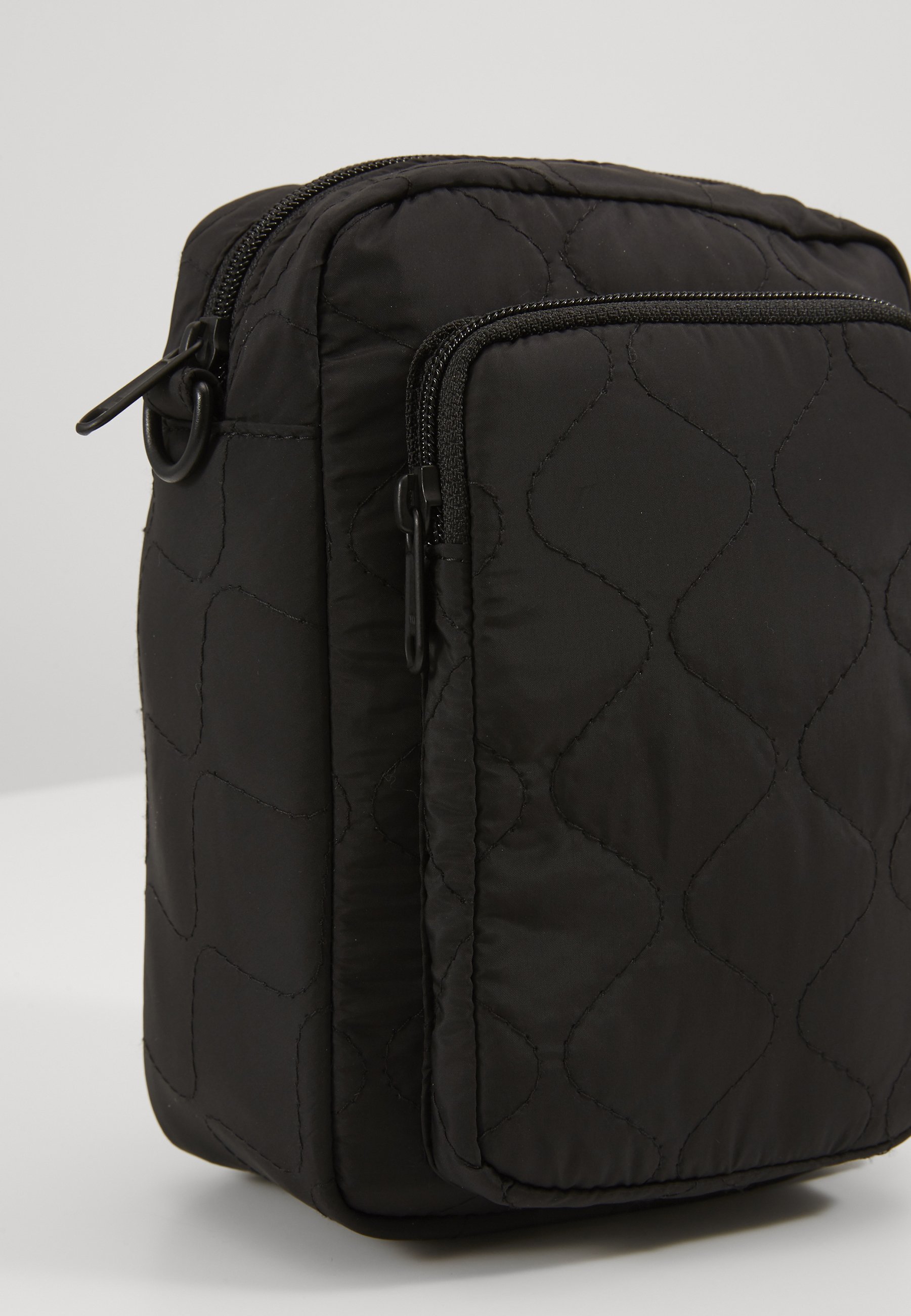 Samsøe Samsøe ASTAK BAG Skulderveske black Zalando.no Samsøe Samsøe ASTAK BAG Skulderveske black Zalando.no