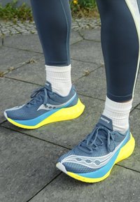 Saucony ENDORPHIN PRO 4 - Zapatillas running asfalto - mirage/citron