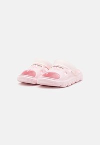 Calvin Klein Jeans Sandály do bazénu - light pink