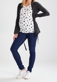Zalando Essentials Maternity Kardigan