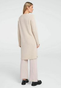 Holebrook SISSELA - Abito in maglia - sand