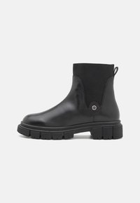LEATHER - Kotníkové boty na platformě - black