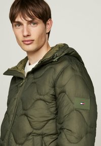 Tommy Hilfiger Giacca invernale - army green