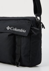 Columbia STREET TRANSIT™ SIDE BAG UNISEX - Skulderveske - black