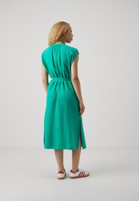 GAP TIE WAIST DOWN MIDI - Abito a camicia - simply green
