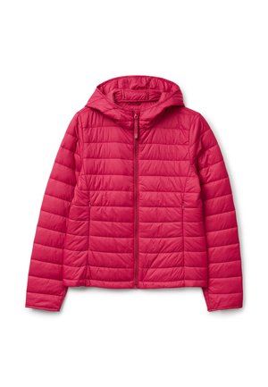 Giacca leggera trapuntata rossa con cappuccio, cerniera frontale completa e tasche laterali, progettata per il freddo.