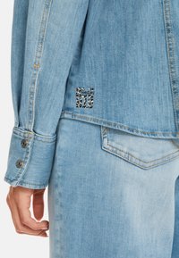 Marc Cain Hemdbluse - baby blue