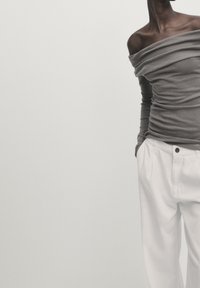 Massimo Dutti Tygbyxor - white
