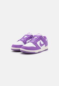Nike Sportswear DUNK NEXT NATURE - Joggesko - summit white/black raspberry