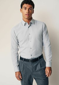 Next  SLIM FIT  szary