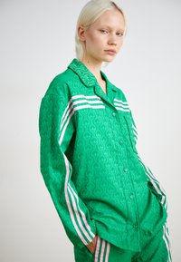 adidas Originals Skjortebluser - green