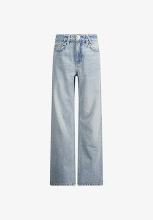 Jeans en denim bleu clair à jambes larges avec une taille haute, fermeture à boutons et design à cinq poches ; présente une texture délavée et une coupe droite.