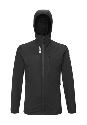 Schwarze Softshelljacke mit Kapuze, Frontreißverschluss, Brust- und Seitentaschen mit Reißverschluss sowie weißen Millet-Logos auf Brust und Ärmel.