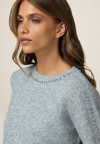 Oltre - Sweter