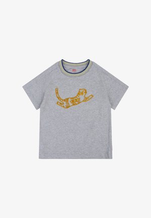 Grijze katoenen t-shirt met korte mouwen, met een gele kattenafbeelding op de voorkant, ronde hals met blauwe en groene randaccenten.