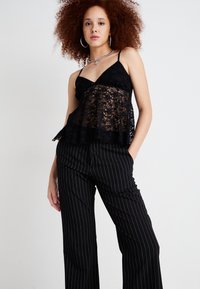 Gina Tricot SINGLET - Linne - black