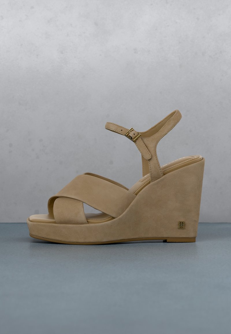 Tommy Hilfiger - Sandalias de cuña (marrón)